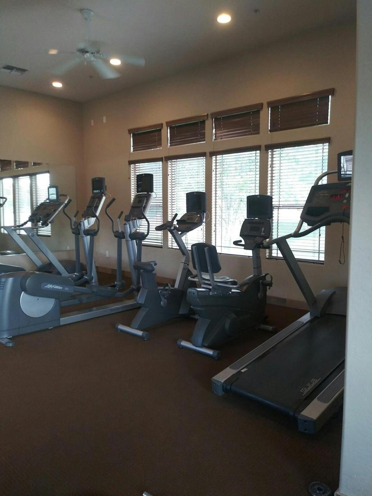 Villa Verde Surprise Stadium - Resort Living Ngoại thất bức ảnh